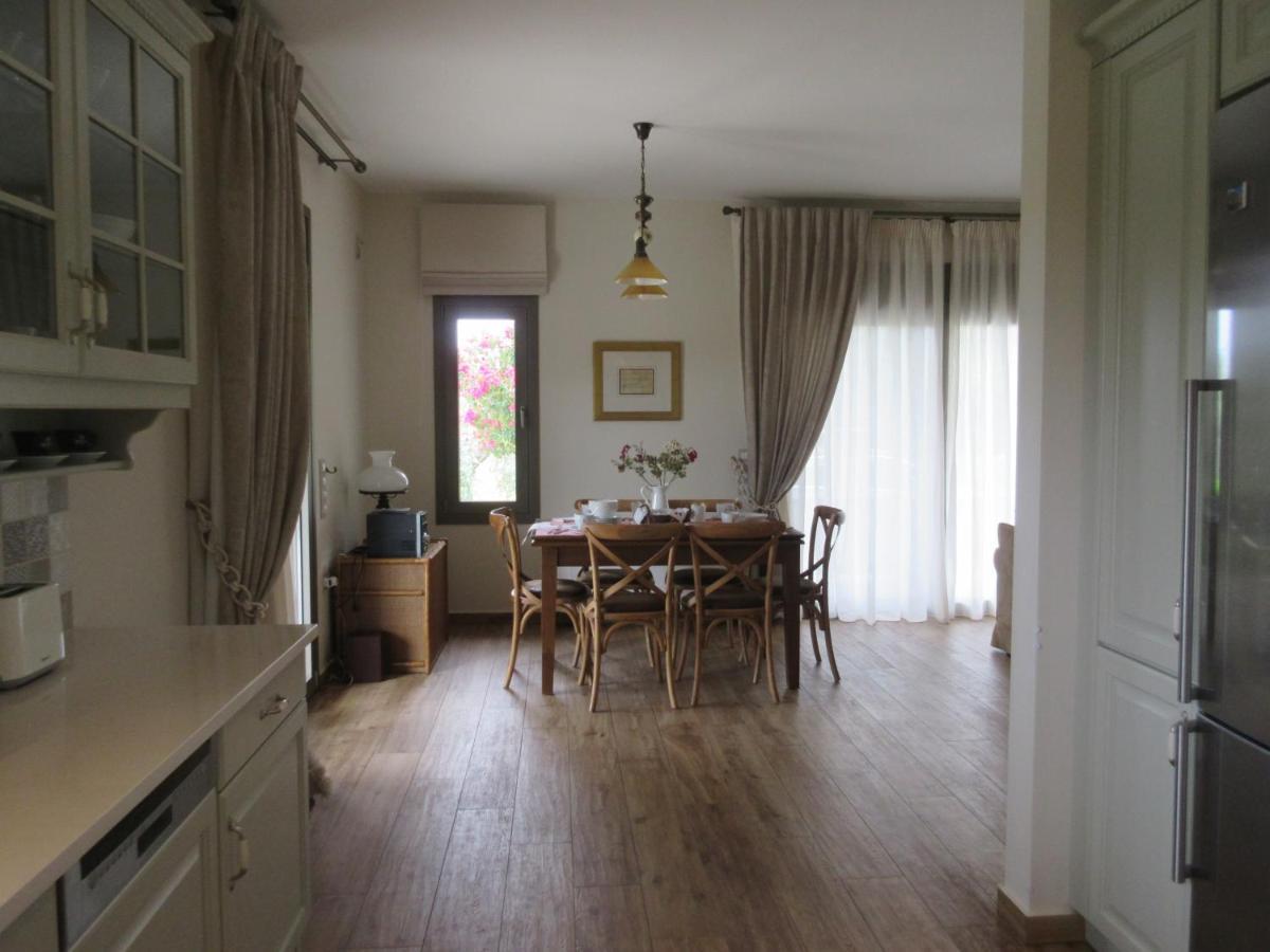 Seaside Retreat House Villa Paralia Sergoulas ภายนอก รูปภาพ